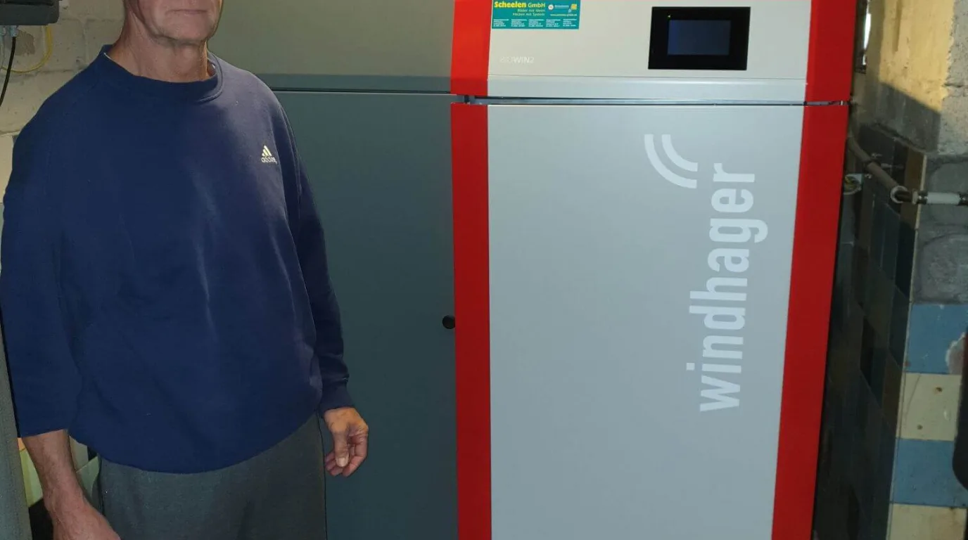 Von Scheelen installierte Pelletheizung im Heizungsraum